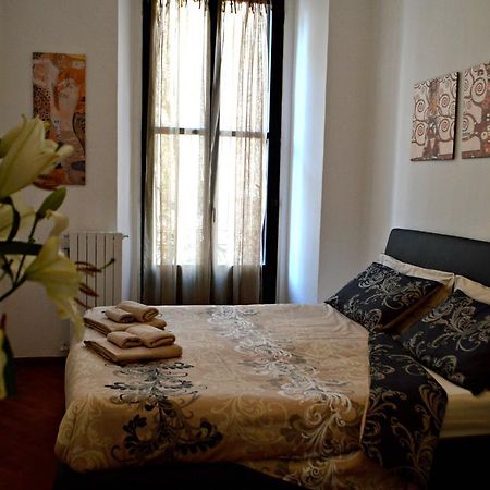 La Casa Dei Viaggiatori Apartment Milan Ruang foto