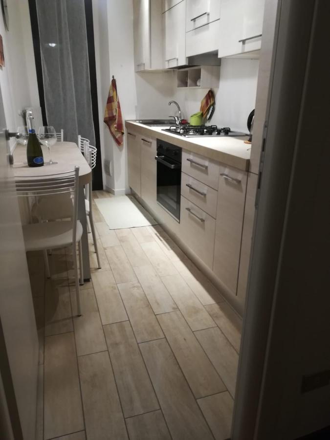 La Casa Dei Viaggiatori Apartment Milan Bagian luar foto